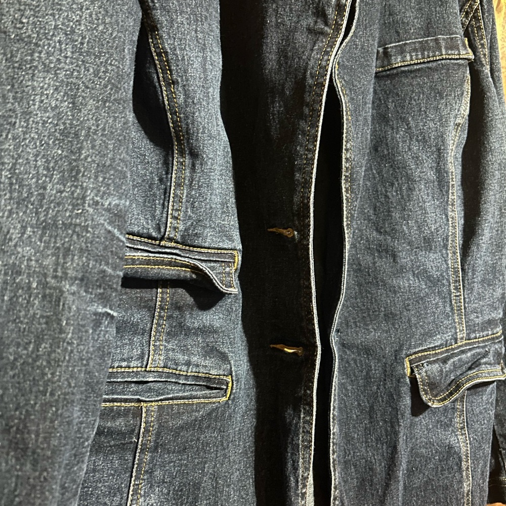 Vintage Denim Jacket, size XL, the two buttons are missing (picture included) - Picture 3 of 7